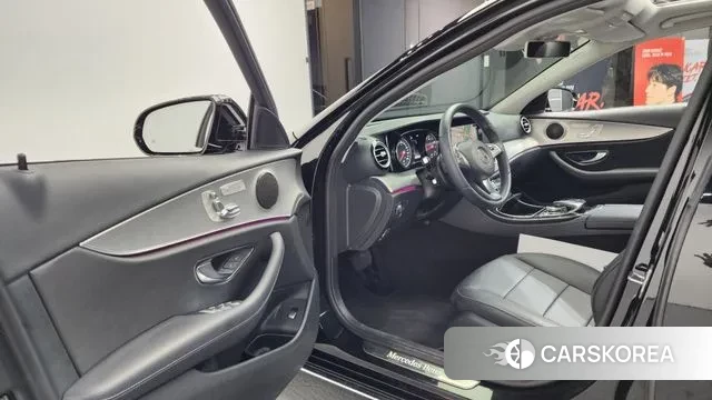Mercedes-Benz E-Class W213 id 3568722 из Кореи 20