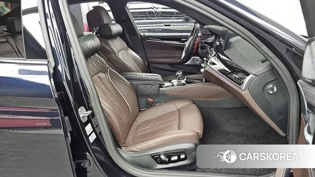 BMW 5 Series (G30) id 3342058 из Кореи 20