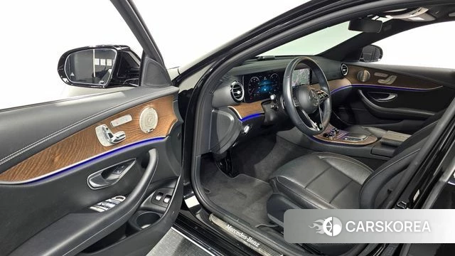 Mercedes-Benz E-Class W213 id 4894346 из Кореи 32