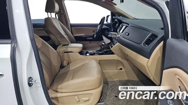 Kia The New Carnival id 2951447 из Кореи 20