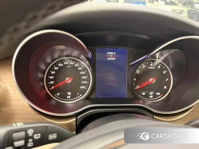 Mercedes-Benz V-class id 4359646 из Китая 20