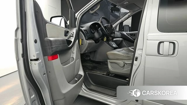 Hyundai The New Grand Starex id 3867391 из Кореи 20