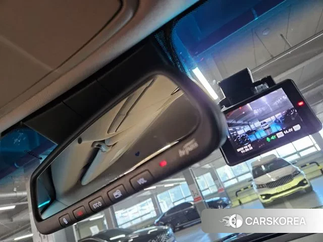 Hyundai Grandeur IG id 3292431 из Кореи 17