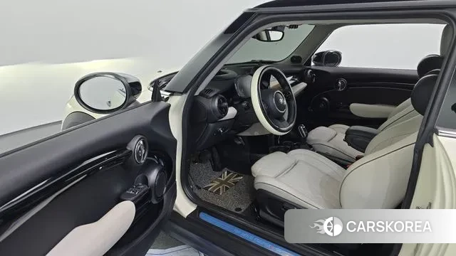 Mini Cooper S id 3420994 из Кореи 20