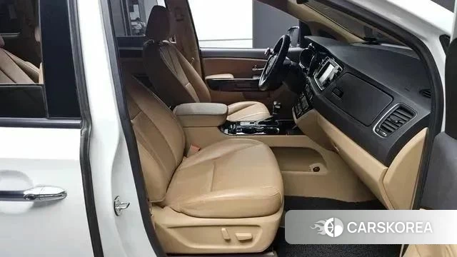 Kia The New Carnival id 3905425 из Кореи 20