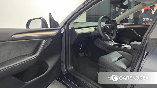 Tesla Model Y id 4523395 из Кореи 32