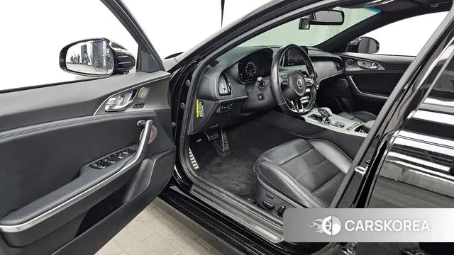 Kia Stinger id 3778799 из Кореи 20