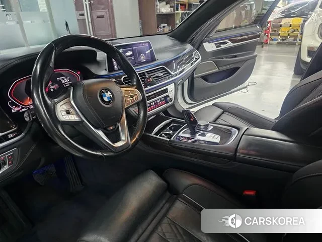 BMW 7 Series (G11) id 3380158 из Кореи 13