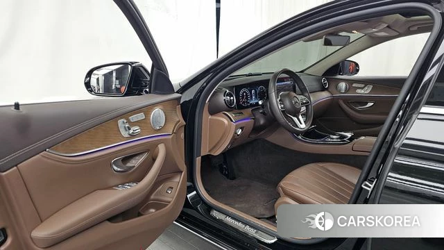 Mercedes-Benz E-Class W213 id 4619913 из Кореи 34