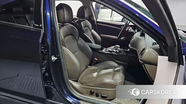 Kia Stinger id 3541606 из Кореи 20