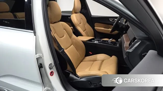 Volvo XC60 second Generation id 3094921 из Кореи 20