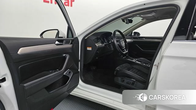 Volkswagen Passat GT (B8) id 3905887 из Кореи 20