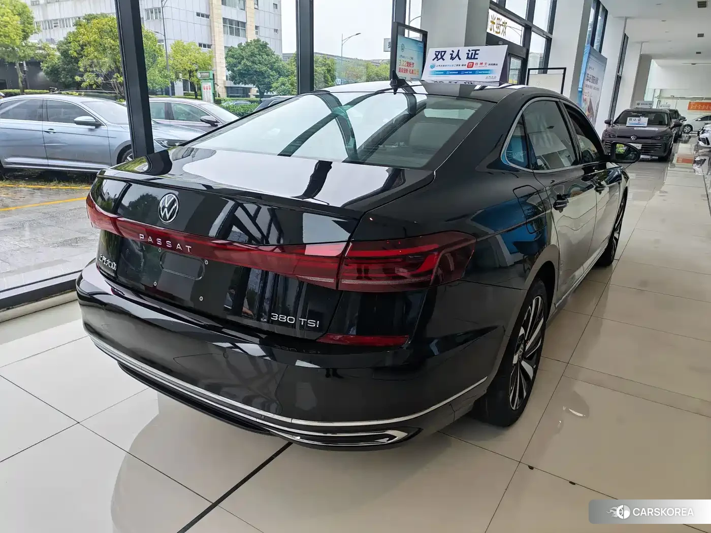 Volkswagen Passat id 4679641 из Китая 13