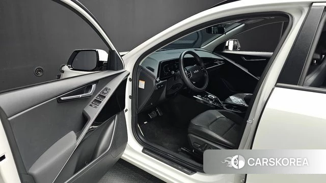 Kia Di Ol Nu Niro id 4592798 из Кореи 31