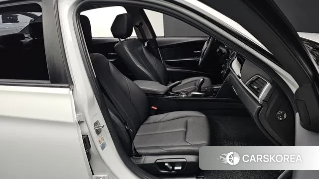 BMW 3 Series (F30) id 3505557 из Кореи 20