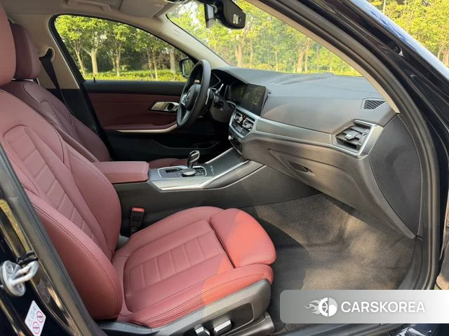 BMW 3 series id 4399747 из Китая 15