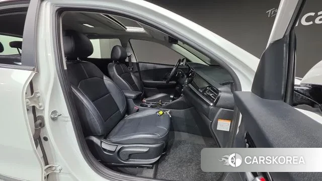 Kia The New Niro id 3562231 из Кореи 20