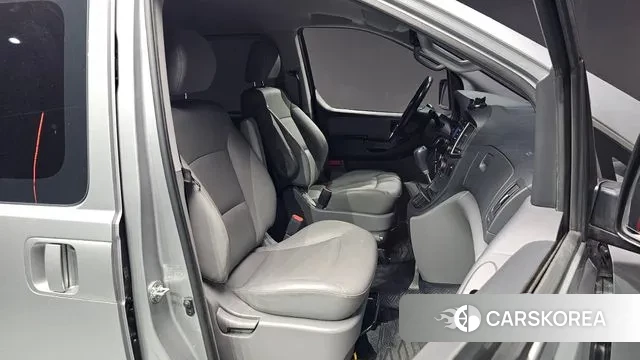 Hyundai The New Grand Starex id 3778386 из Кореи 20