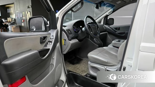 Hyundai The New Grand Starex id 4284484 из Кореи 20