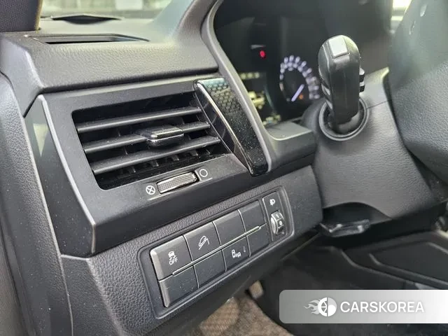 Ssangyong Rexton Sports Cannes id 3568069 из Кореи 16