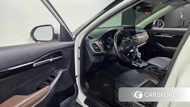 Kia Seltos id 4608830 из Кореи 37