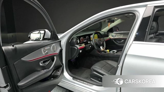 Mercedes-Benz E-Class W213 id 4411292 из Кореи 32