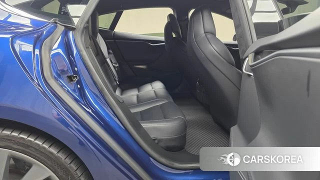 Tesla Model S id 4662721 из Кореи 32