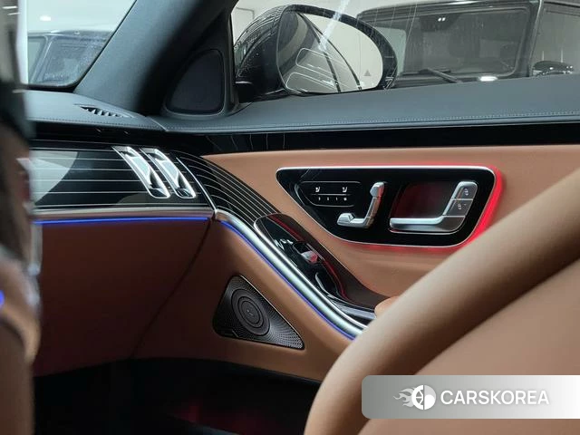 Mercedes-Benz S-class id 4265261 из Китая 33