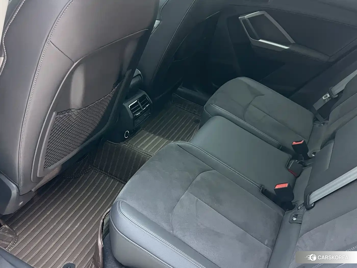 Audi Q3 id 4649378 из Китая 32