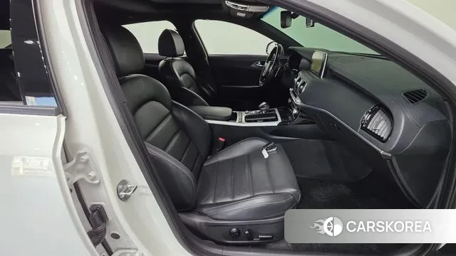 Kia Stinger id 3723605 из Кореи 20