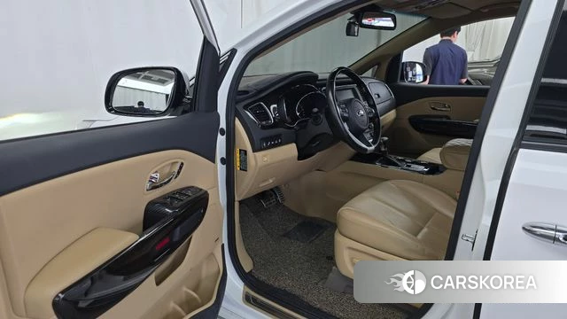 Kia The New Carnival id 4596003 из Кореи 30