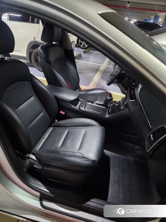 Hyundai Grandeur IG id 3313241 из Кореи 16