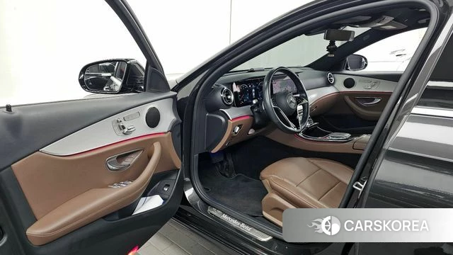 Mercedes-Benz E-Class W213 id 4712259 из Кореи 33