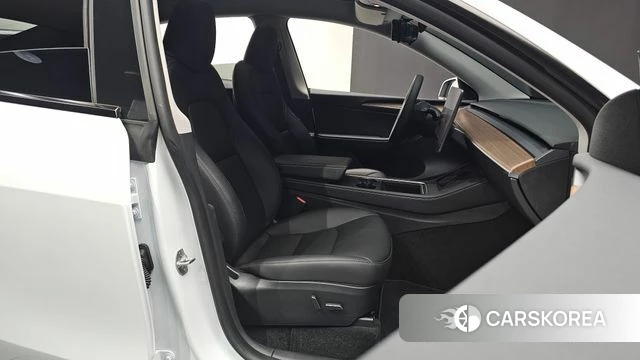 Tesla Model Y id 4360379 из Кореи 30