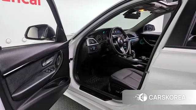 BMW 3 Series (F30) id 3622701 из Кореи 20