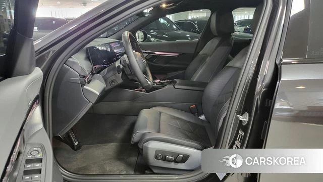 BMW 5 Series (G60) id 3826133 из Кореи 20