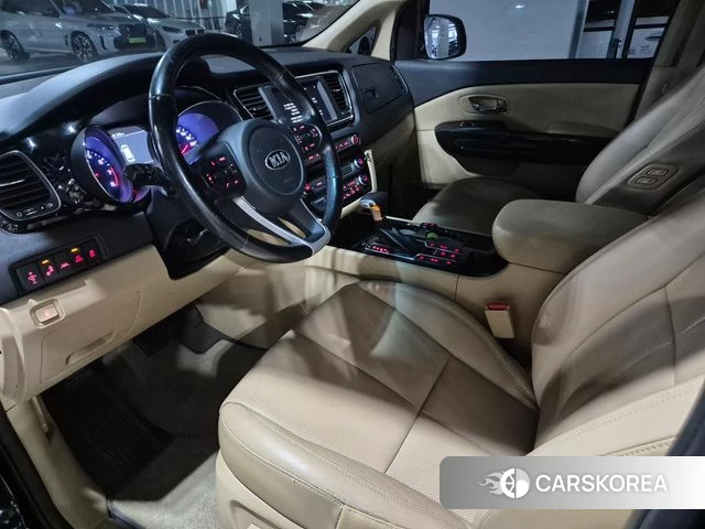 Kia The New Carnival id 4654217 из Кореи 20