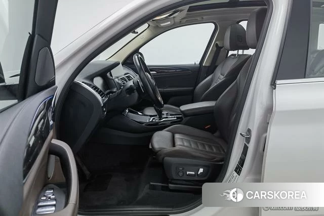 BMW X3 id 4258220 из Китая 24