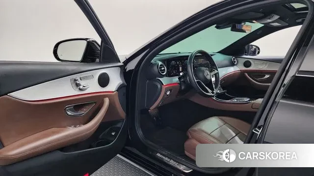 Mercedes-Benz E-Class W213 id 3676575 из Кореи 20