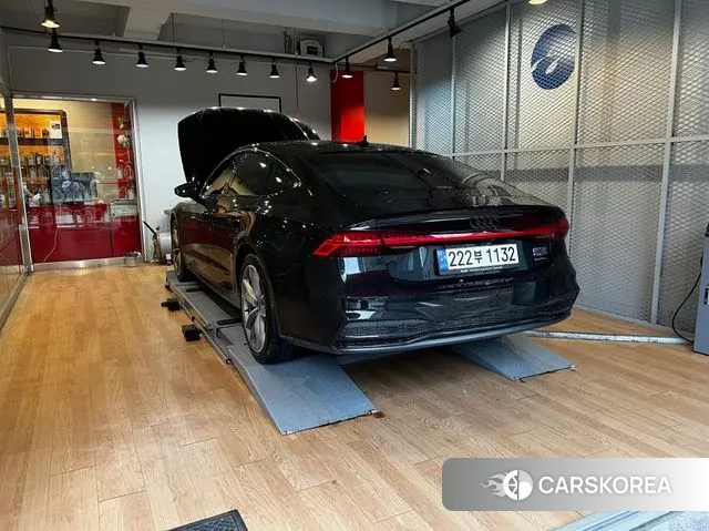 Audi A7 (4K) id 3503492 из Кореи 10