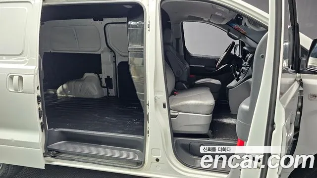 Hyundai The New Grand Starex id 2833549 из Кореи 20