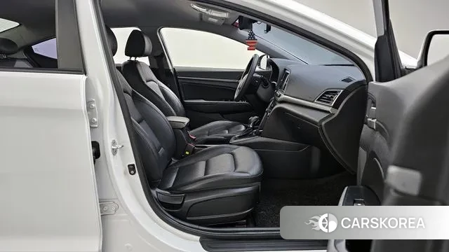 Hyundai Avante AD id 3345289 из Кореи 20