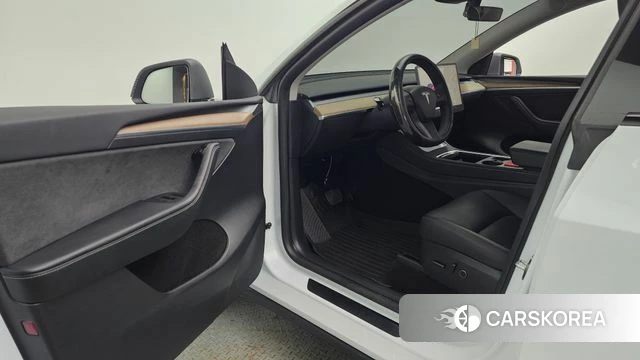 Tesla Model Y id 4762963 из Кореи 32