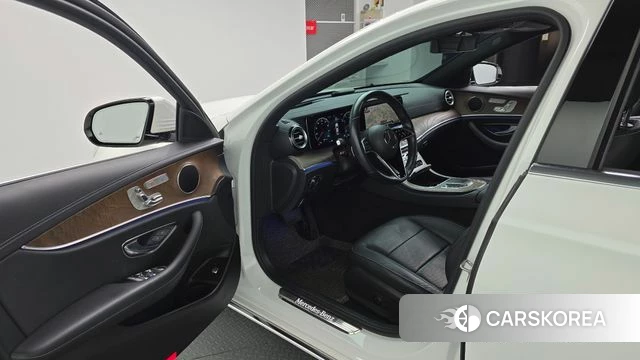 Mercedes-Benz E-Class W213 id 4562246 из Кореи 30