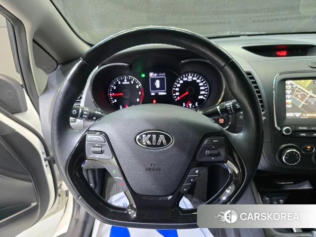 Kia The New K3 id 4225833 из Кореи 20