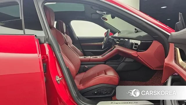 Porsche Taycan id 2931873 из Кореи 20