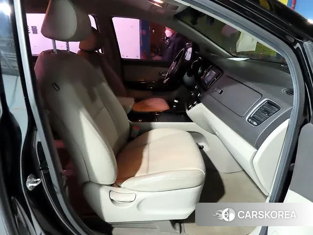 Kia All New Carnival id 3485147 из Кореи 20