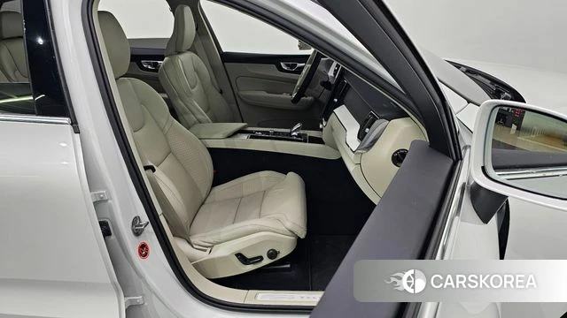 Volvo XC60 second Generation id 4487706 из Кореи 37