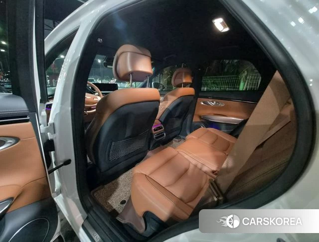 Genesis GV70 id 4500560 из Кореи 15