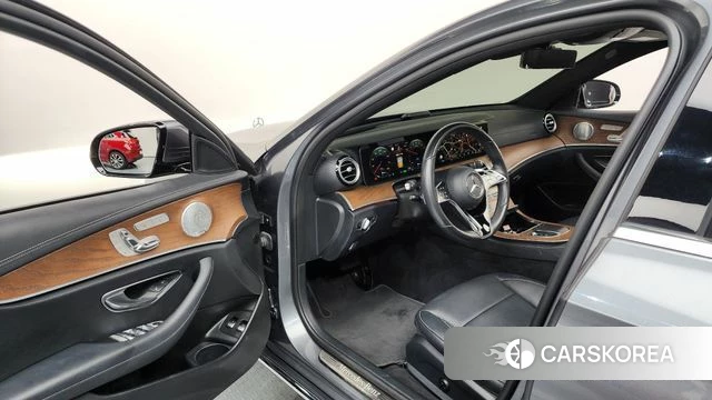 Mercedes-Benz E-Class W213 id 4881740 из Кореи 35